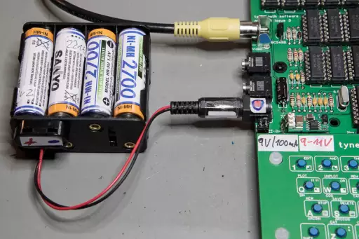 Minstrel Issue 3 ZX81 - Voltage Regulator Mod